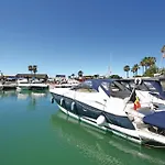 Sunny Apartment In Marbella