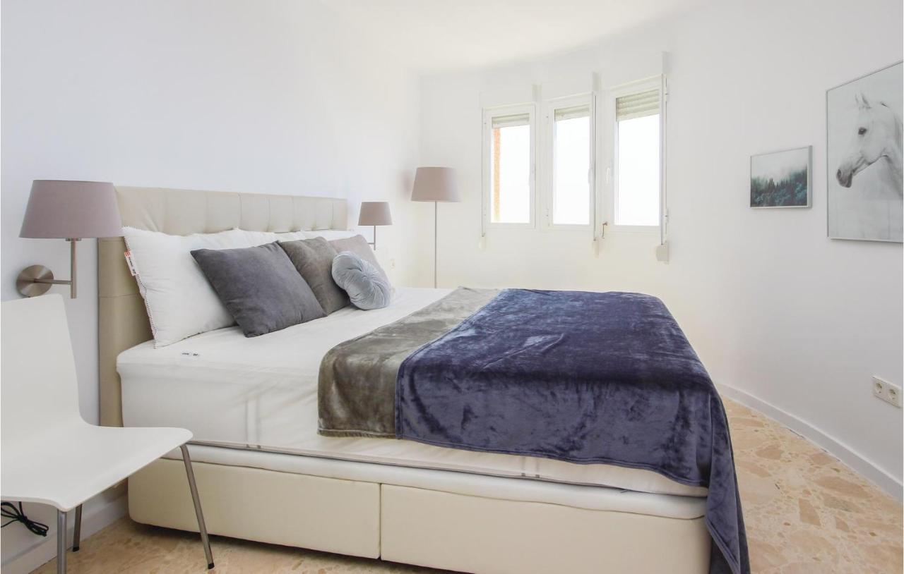 Sunny In Apartment Marbella